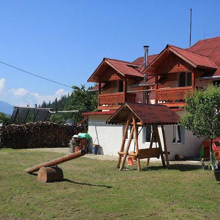 Pensiunea Paradiso Poiana Teiului Экстерьер фото