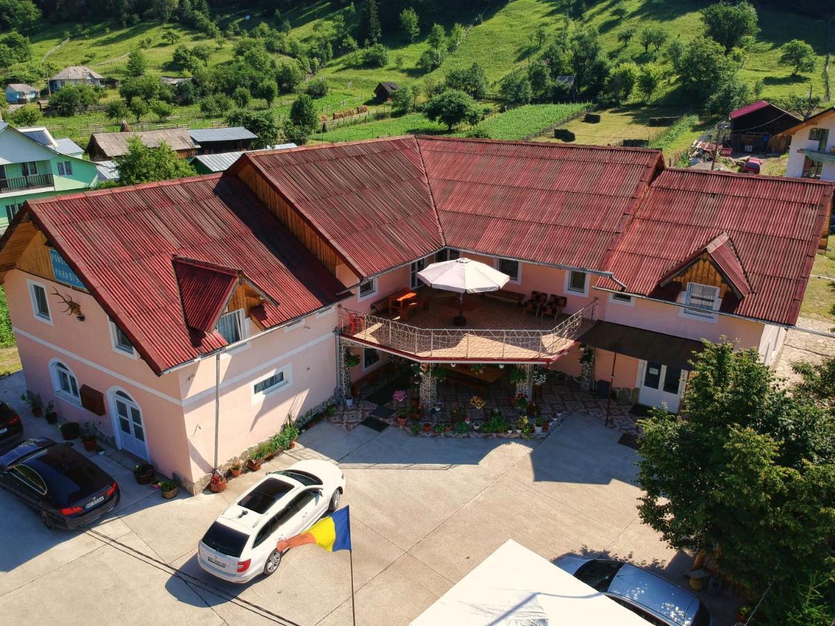 Pensiunea Paradiso Poiana Teiului Экстерьер фото